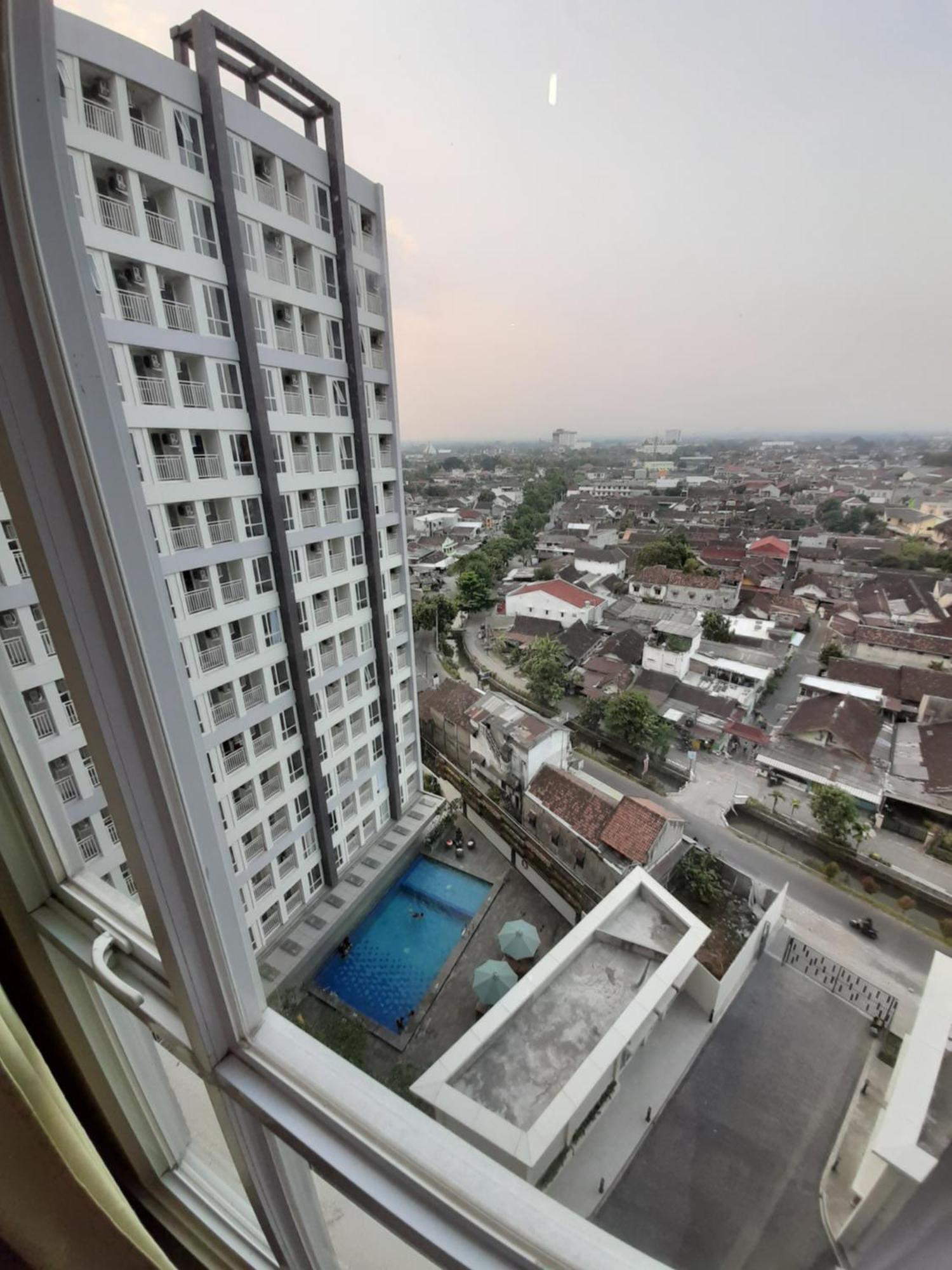 Apartemen Taman Melati Sinduadi By Nginap Sleman  Exterior photo